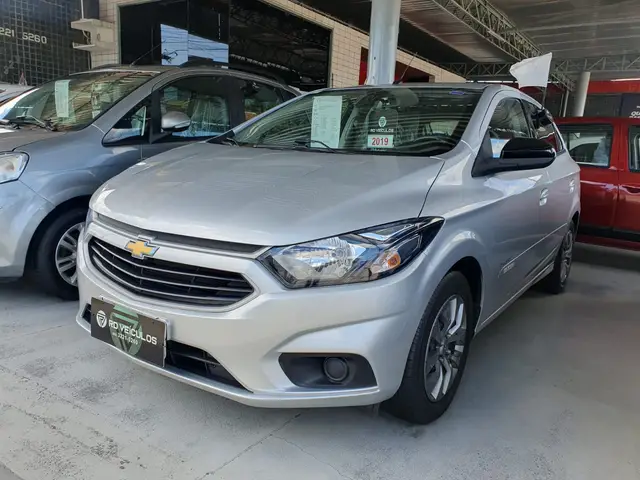 Carro Chevrolet Onix 2019 1.4 Advantage SPE/4 (Aut)