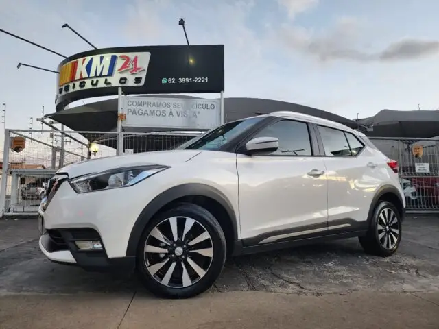 Nissan 1.6 SV CVT (Flex)