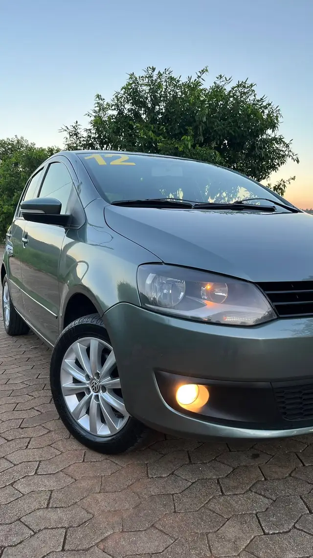 Carro Volkswagen Fox 2012 1.0 8V (Flex) 2p