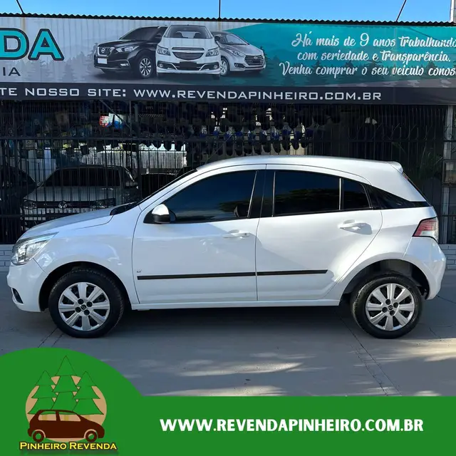 Carro Chevrolet Agile 2011 LT 1.4 8V (Flex)
