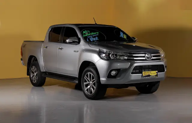 Carro Toyota Hilux Cabine Dupla 2017 Hilux 2.8 16v TDI SRV CD 4x4 (Aut)