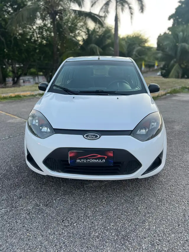Carro Ford Fiesta Hatch 2011 1.0 (Flex)