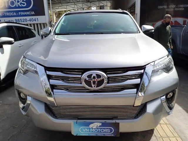 Carro Toyota SW4 2019 2.8 TDI SRX Diamond 7L 4x4 (Aut)