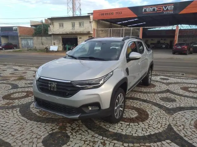 Carro Fiat Strada 2023 Volcano 1.3 CD (Flex)