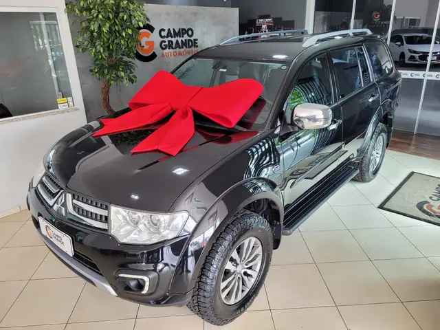Carro Mitsubishi Pajero 2018 3.2 DI-D HPE 4WD (Aut)