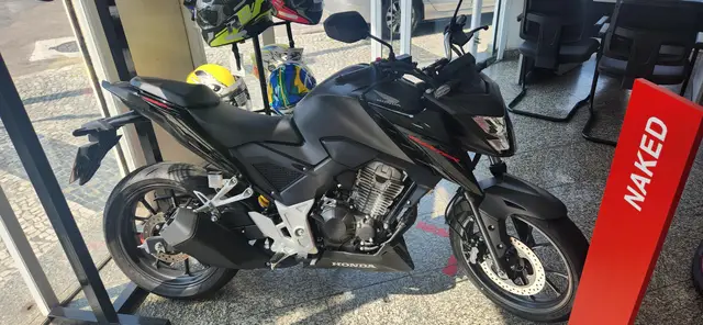 Moto Honda CB 300F Twister 2023 (CBS)