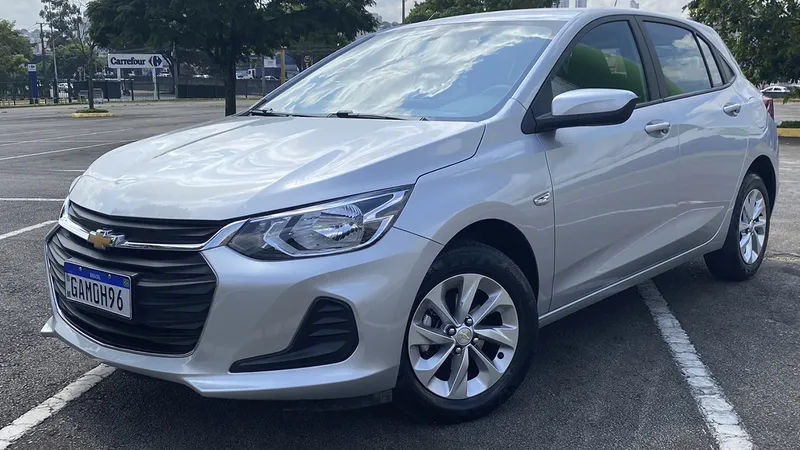 Chevrolet Onix LT 1.0 2024: 5 motivos para comprar e 5 para não comprar 