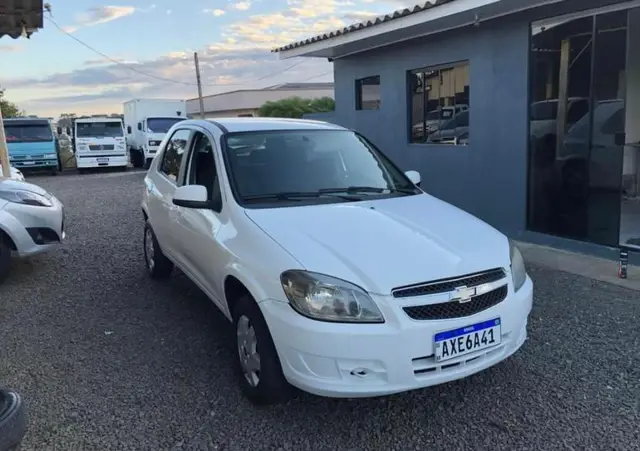 Carro Chevrolet Celta 2014 LT 1.0 (Flex)