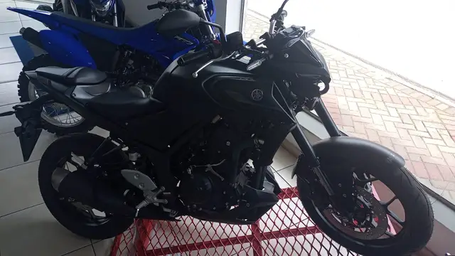 Moto Yamaha MT-03 2025 ABS
