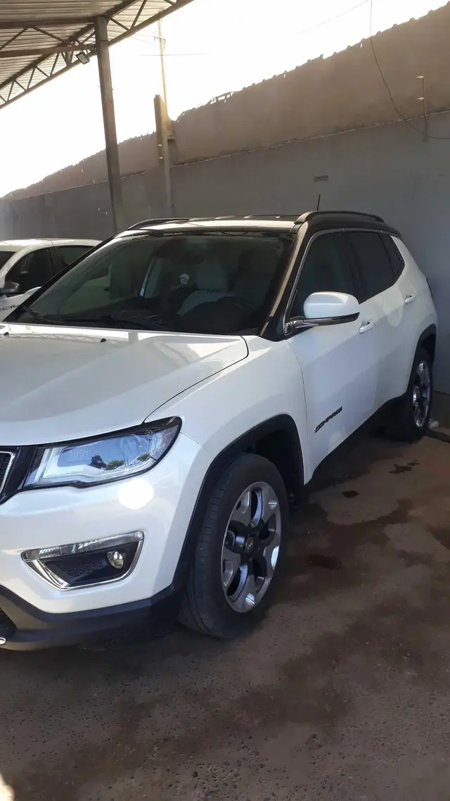 Carro Jeep Compass 2018 2.0 Limited (Aut) (Flex)