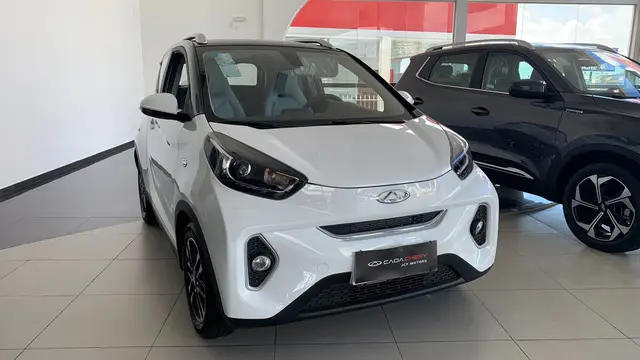Carro CAOA Chery iCar 2023 EQ1 TECH (Elétrico)