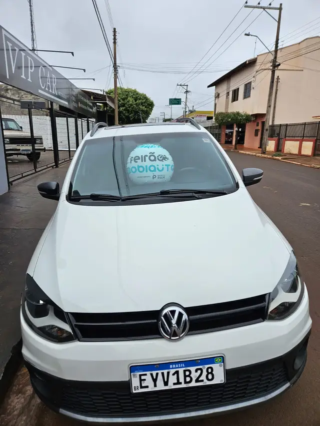 Carro Volkswagen CrossFox 2012 1.6 VHT (Flex)