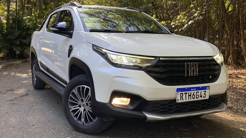 Fiat Strada 2023 fica até R$ 3.000 mais cara e já parte de R$ 100 mil 