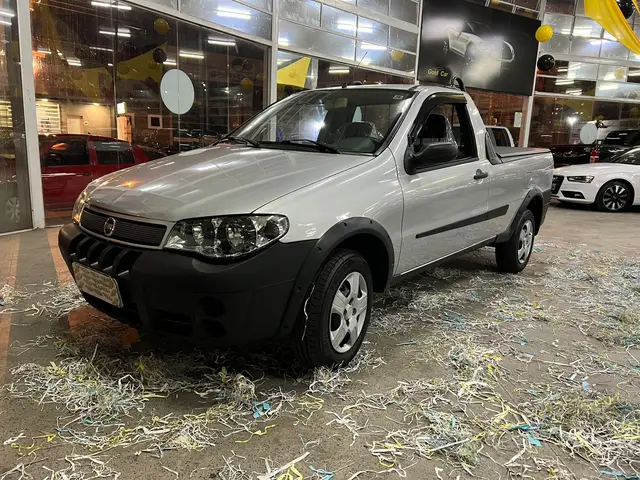 Carro Fiat Strada 2008 Trekking 1.4 (Flex)