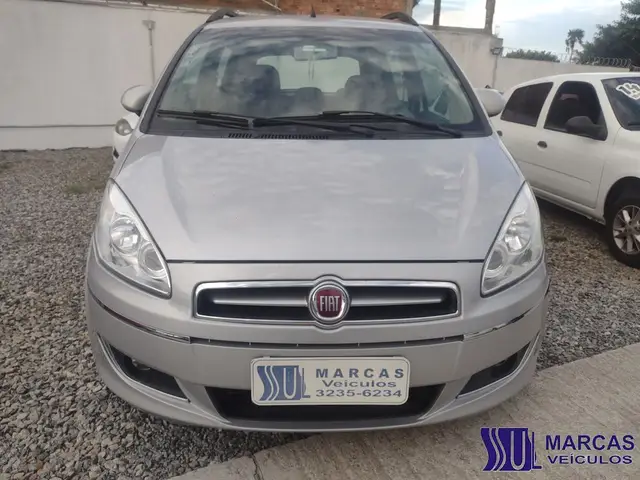 Carro Fiat Idea 2015 Essence 1.6 16V E.TorQ (Flex)