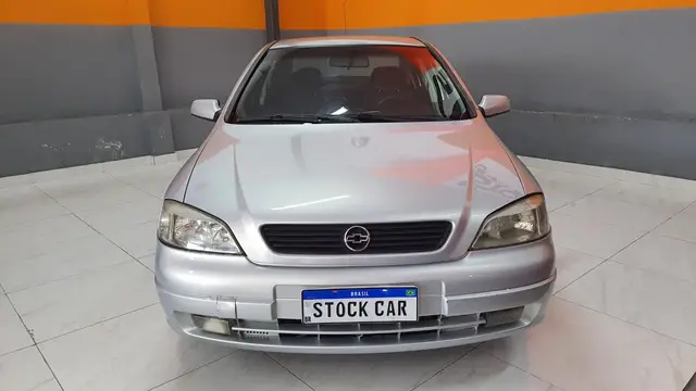 Carro Chevrolet Astra Hatch 2001 GL 1.8 MPFi
