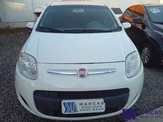 Carro Fiat Palio 2014 Attractive 1.0 8V (Flex)