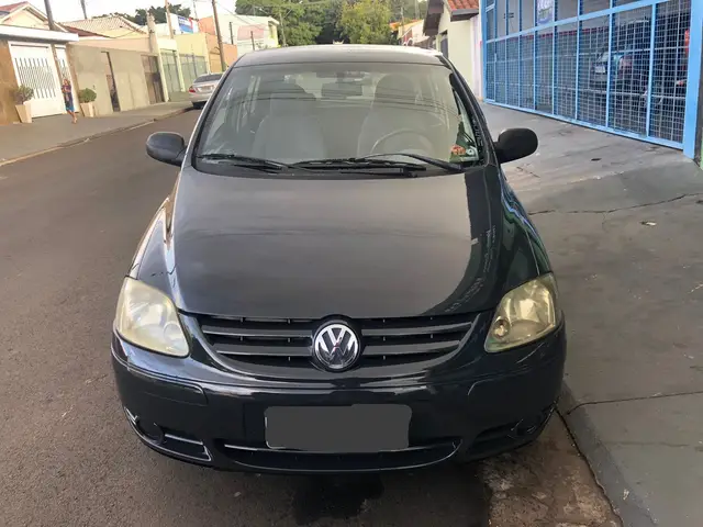 Carro Volkswagen Fox 2004 City 1.0 8V (Flex)