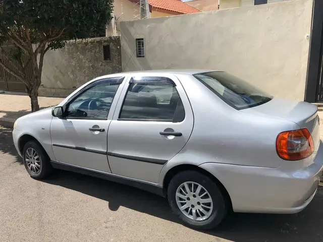 Carro Fiat Siena 2005 ELX 1.0 8V