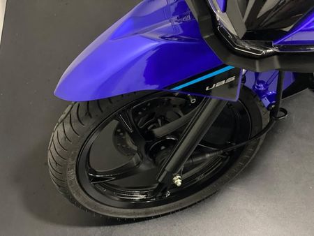 Neo 125 UBS