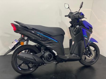Neo 125 UBS