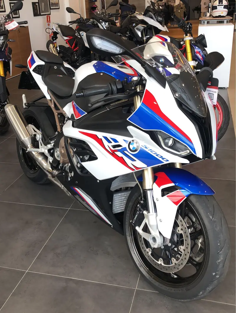 BMW RR