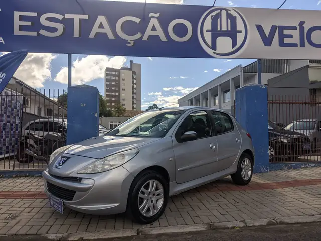 Carro Peugeot 207 2012 Hatch XR 1.4 8V (flex) 2p