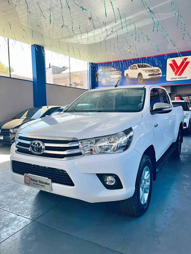 Carro Toyota Hilux Cabine Dupla 2017 Hilux 2.8 TDI SRV CD 4x4 (Aut)