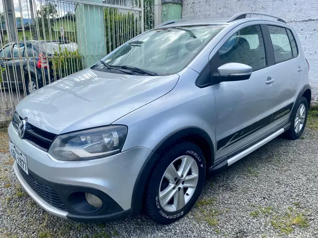 Carro Volkswagen CrossFox 2011 1.6 (Flex)