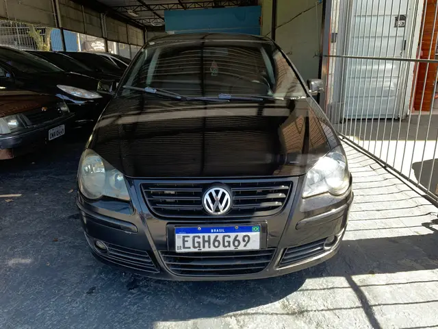 Carro Volkswagen Polo Sedan 2009 1.6 8V (Flex)