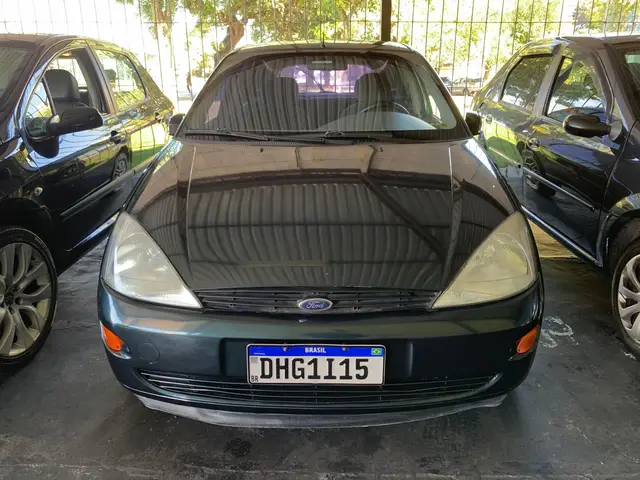 Carro Ford Focus Hatch 2002 GL 1.8 16V