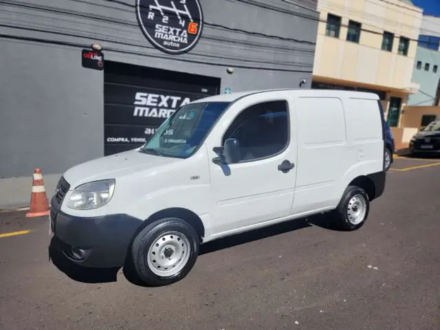 Carro Fiat Doblò Cargo 2012 1.4 8V (Flex)