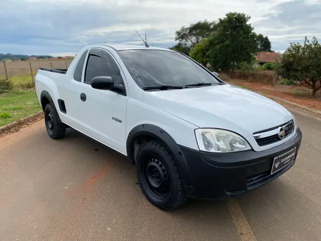 Carro Chevrolet Montana 2010 Conquest 1.4 (Flex)