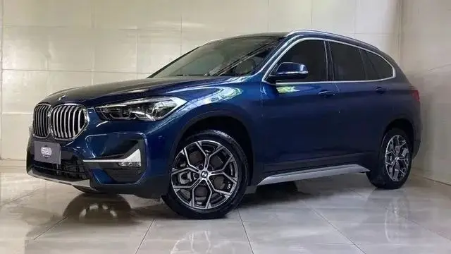 Carro BMW X1 2022 sDrive20i 2.0 Turbo (Aut.)