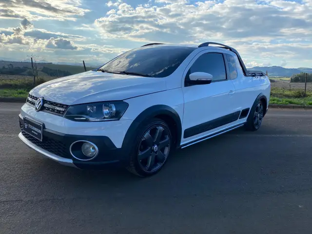 Carro Volkswagen Saveiro 2014 Cross 1.6 (Flex) (cab. estendida)