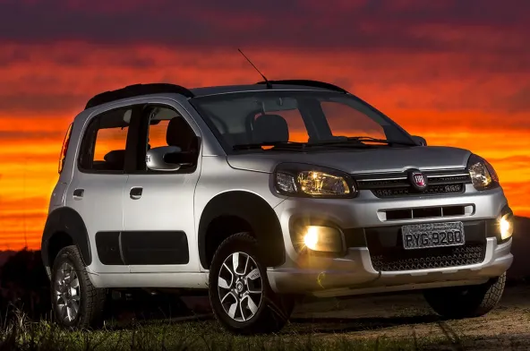 Confira detalhes do design, espaço, desempenho, consumo e segurança do Fiat Uno