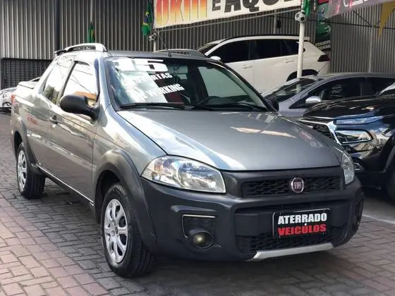 Carro Fiat Strada 2015 Working 1.4 (Flex) (Cabine Dupla)