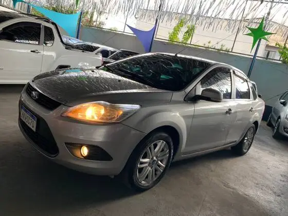 Carro Ford Focus Hatch 2012 GLX 2.0 16V (Flex) (Aut)