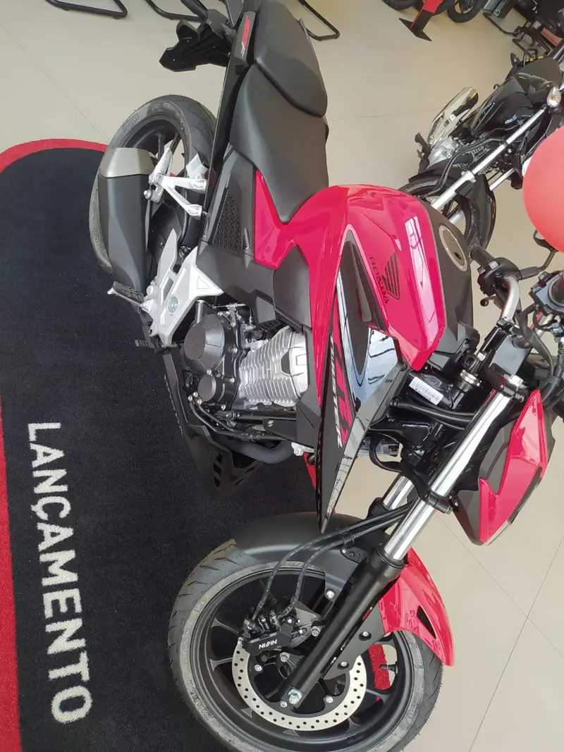 Honda CB 300F Twister (CBS)