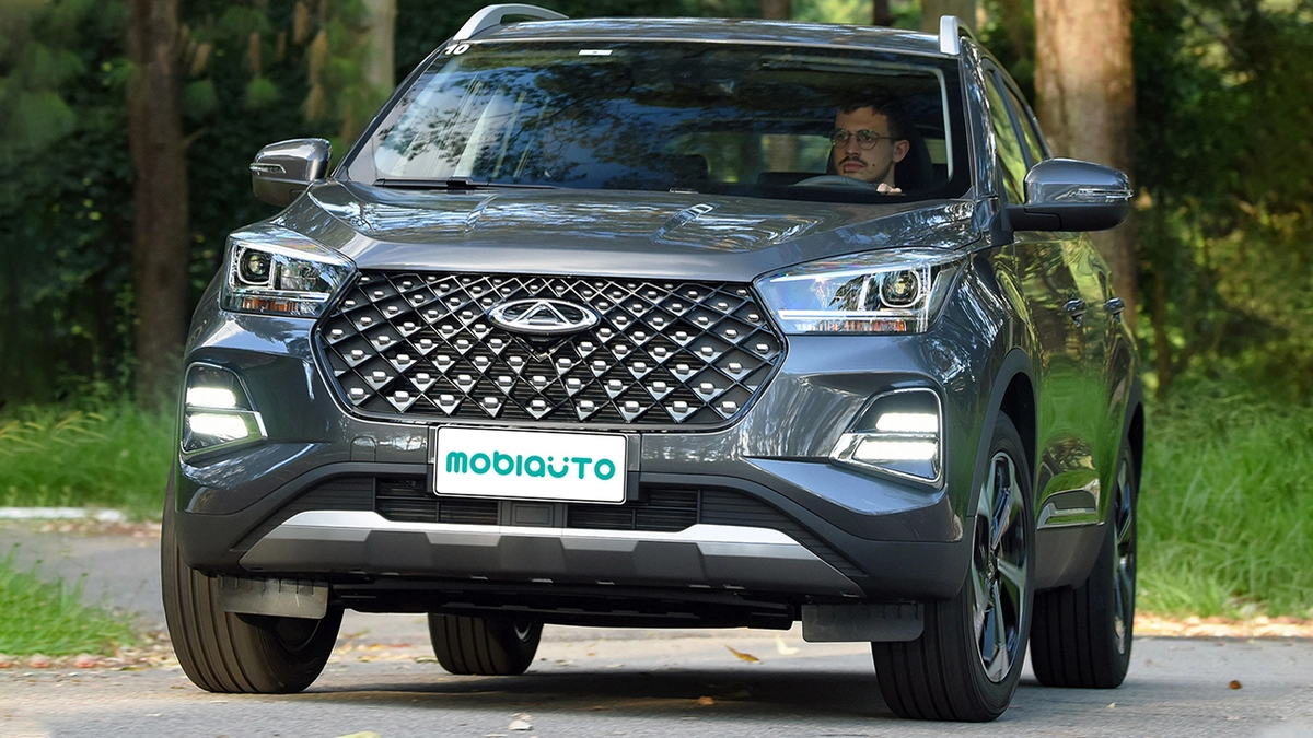 SUV compacto parte atualmente de R$ 149.990 na versão a combustão Pro, mas se tornará mais competitivo na linha 2024 com opção mais pelada