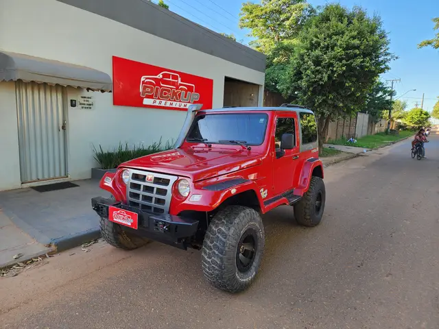 Carro Troller T4 2013 3.2