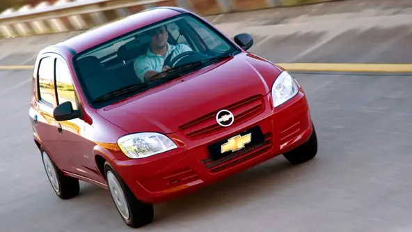 De Chevrolet Celta a Fiat Palio, confira nossa lista de carros verdadeiramente de entrada em tempos de Kwid e Mobi a R$ 70 mil 