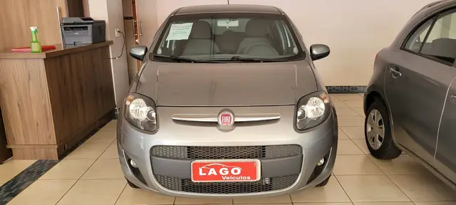 Carro Fiat Palio 2014 Attractive 1.4 8V (Flex)