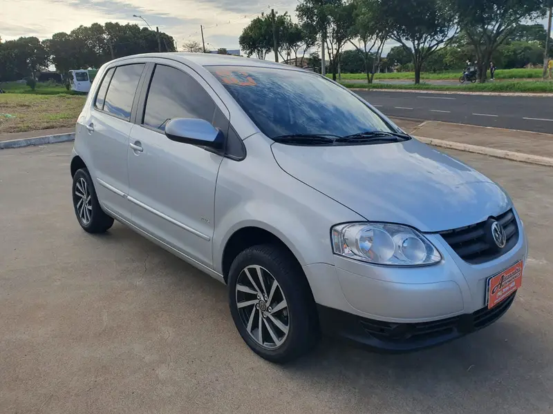 Volkswagen Fox Plus 1.6 8V (Flex) 2p