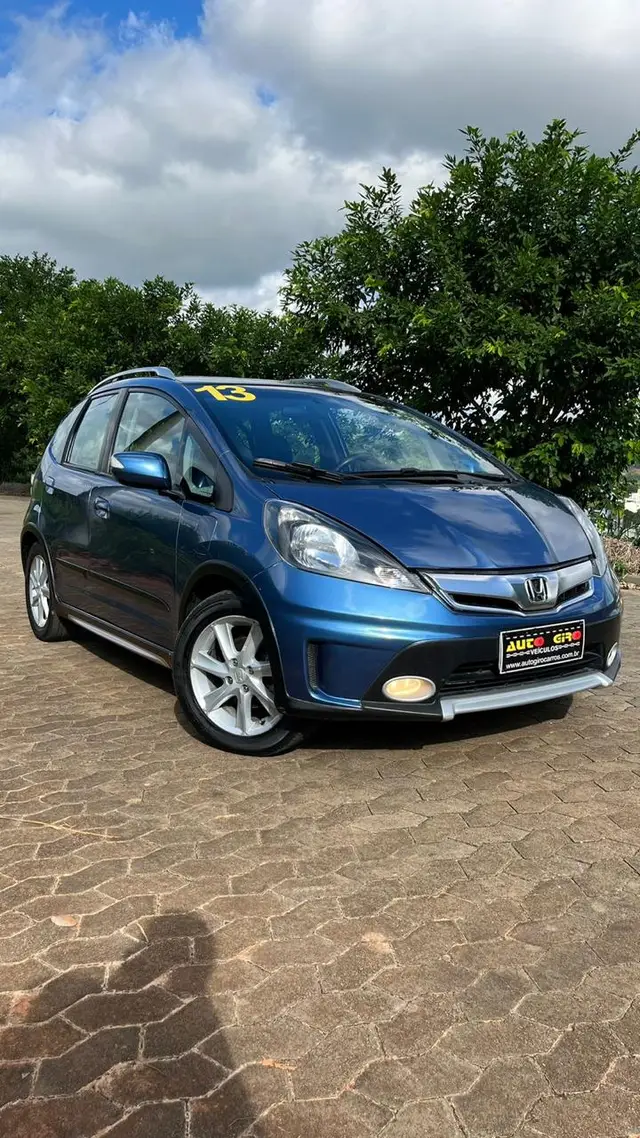 Carro Honda Fit 2013 Twist 1.5 16v (Flex)