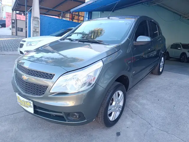 Carro Chevrolet Agile 2011 LTZ 1.4 8V (Flex)