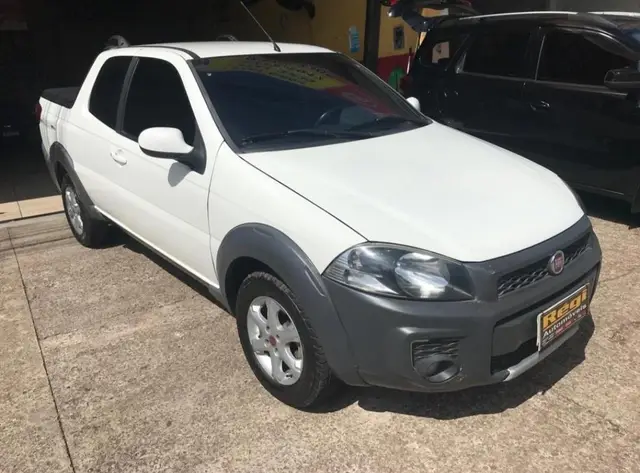 Carro Fiat Strada 2019 Freedom 1.4 CD (Flex)