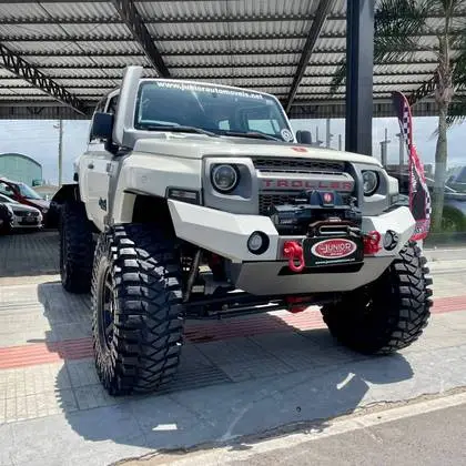 Carro Troller T4 2017 3.2 Diesel XLT 4x4