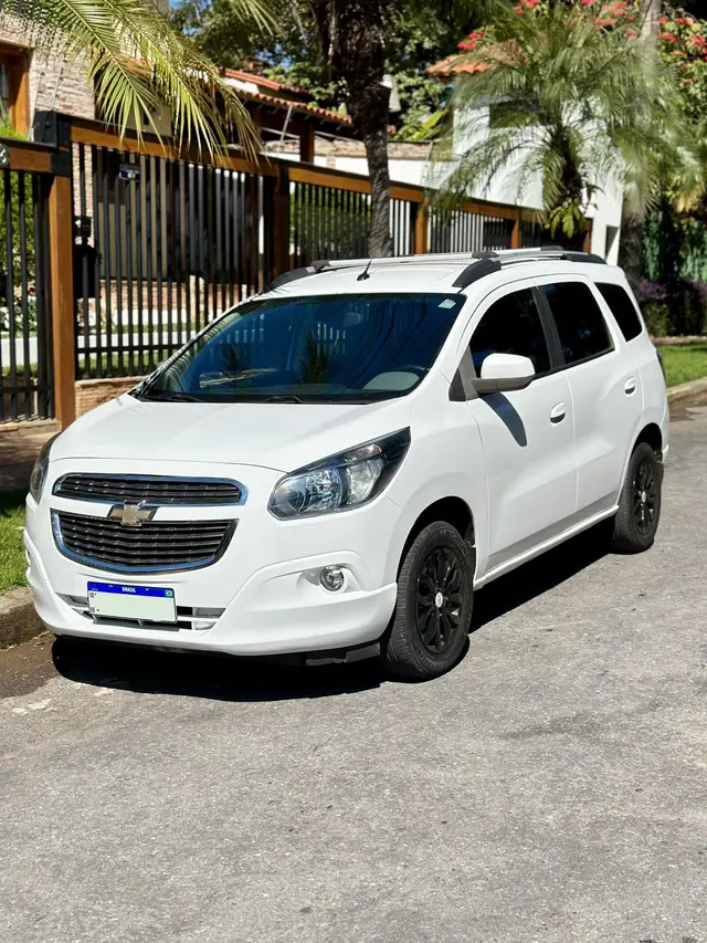 Carro Chevrolet Spin 2018 LTZ 7S 1.8 (Flex) (Aut)