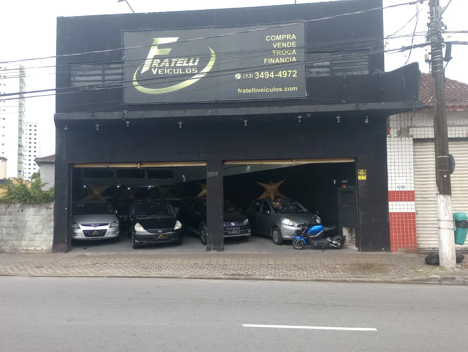 Fachada da loja FRATELLI VEICULOS - Praia Grande - SP